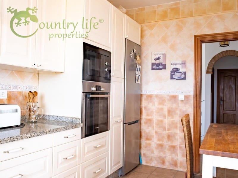 3 sypialnia Willa na sprzedaż w Alcaucin - 289 000 € (Ref: 6964038)