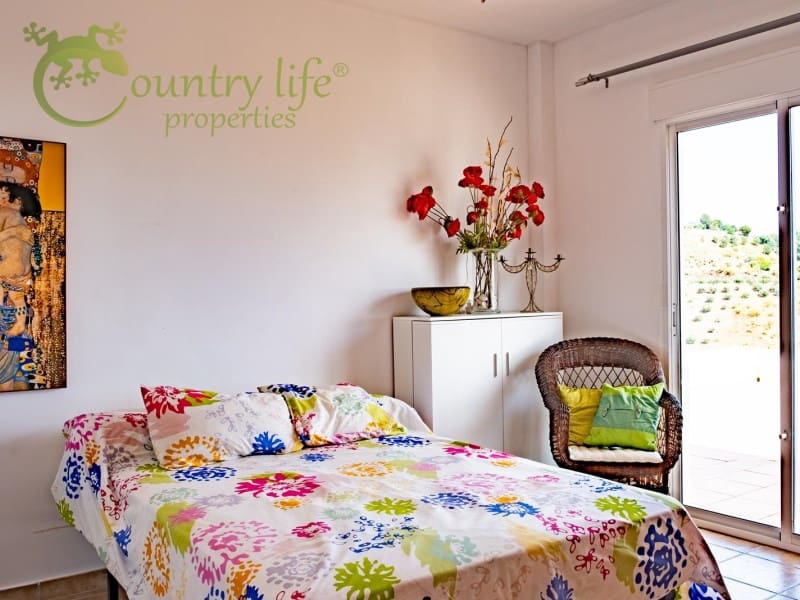 3 sypialnia Willa na sprzedaż w Alcaucin - 289 000 € (Ref: 6964038)