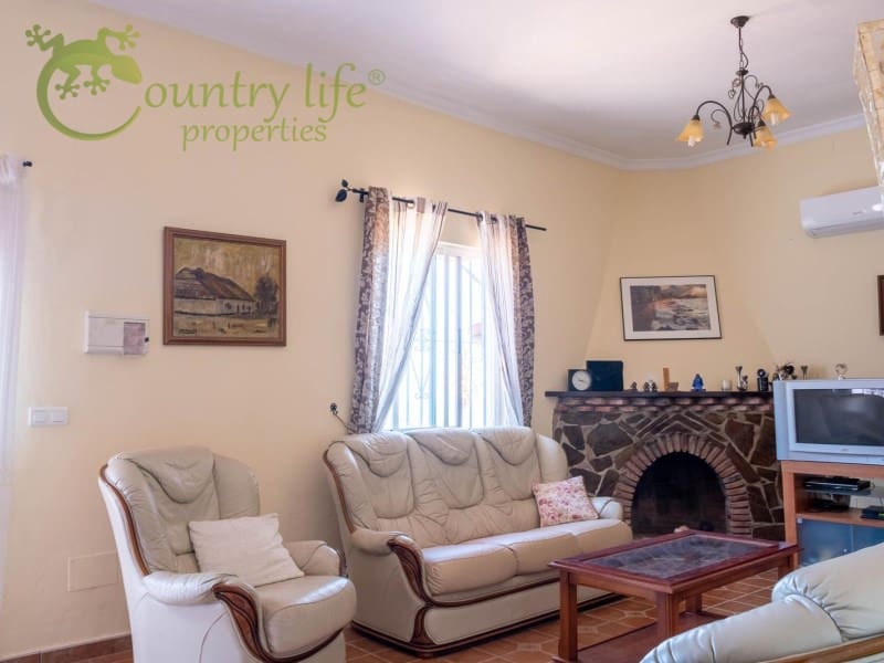 4 slaapkamer Villa te koop in Competa - € 325.000 (Ref: 7034364)