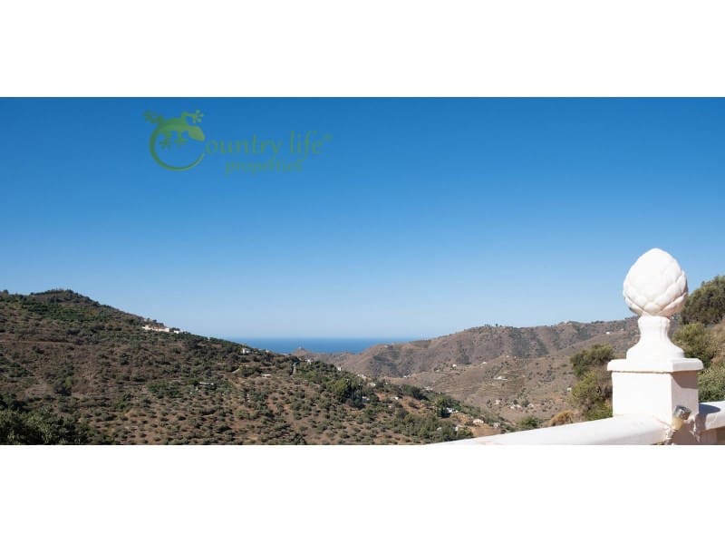 4 slaapkamer Villa te koop in Competa - € 325.000 (Ref: 7034364)