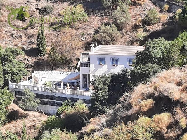 4 Zimmer Villa zu verkaufen in Cómpeta - 325.000 € (Ref: 7034364)