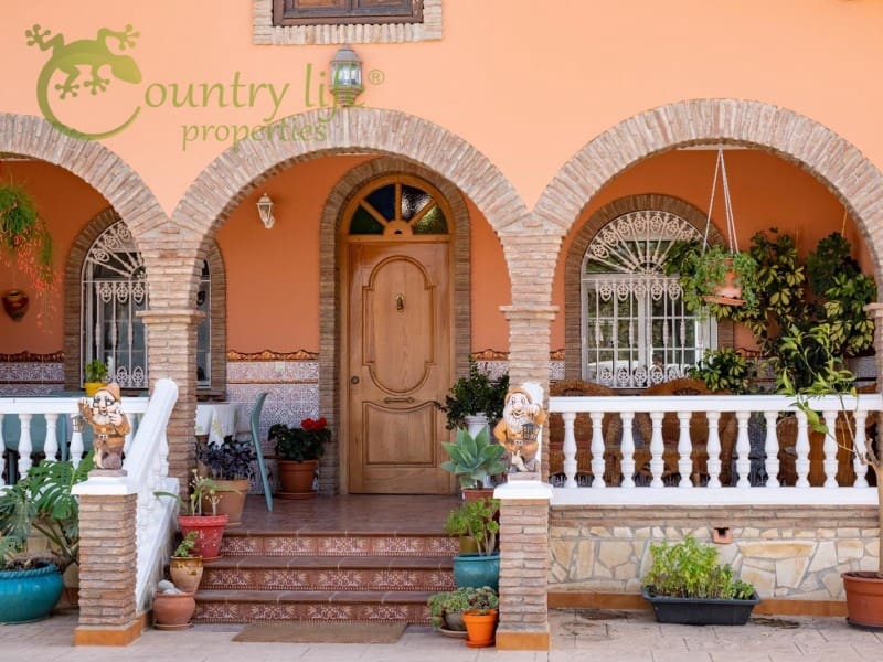 6 soveværelse Villa til salg i Vinuela - € 349.000 (Ref: 7098038)