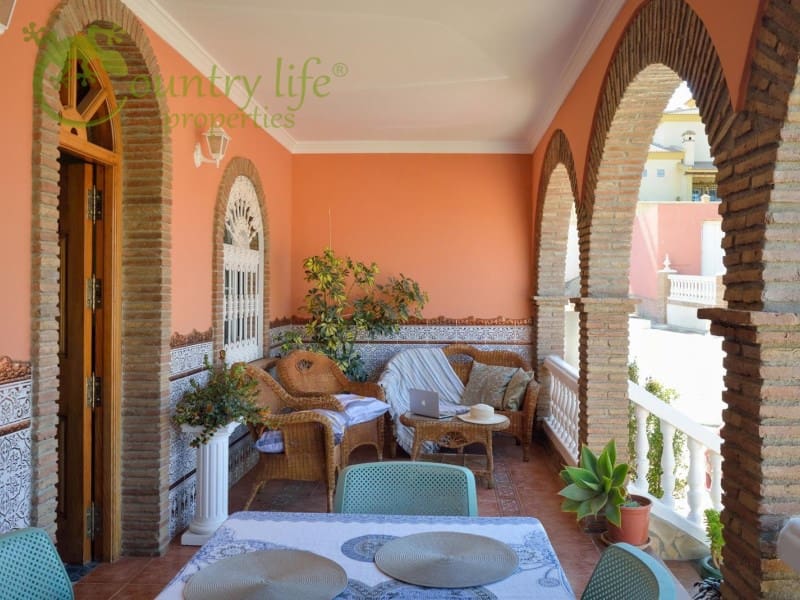 6 soveværelse Villa til salg i Vinuela - € 349.000 (Ref: 7098038)