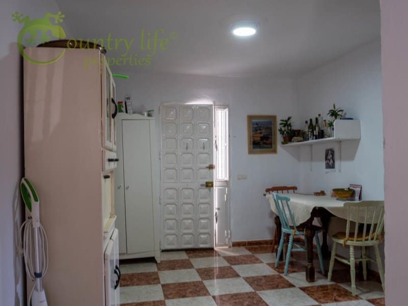 6 soveværelse Villa til salg i Vinuela - € 349.000 (Ref: 7098038)