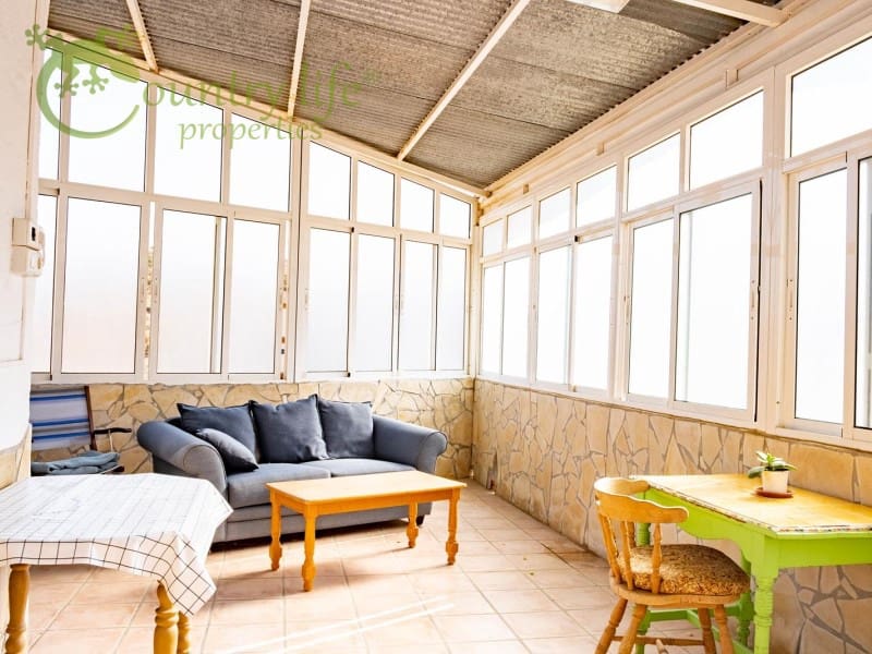 6 soveværelse Villa til salg i Vinuela - € 349.000 (Ref: 7098038)