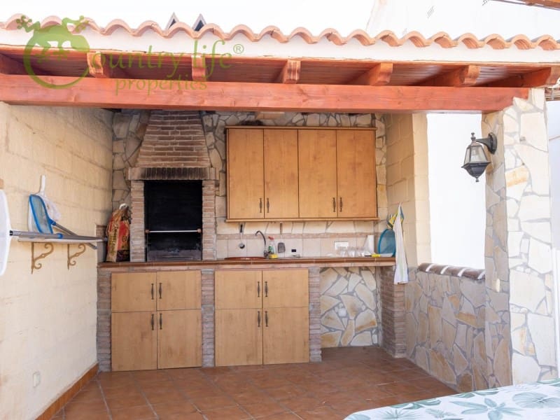 6 soveværelse Villa til salg i Vinuela - € 349.000 (Ref: 7098038)