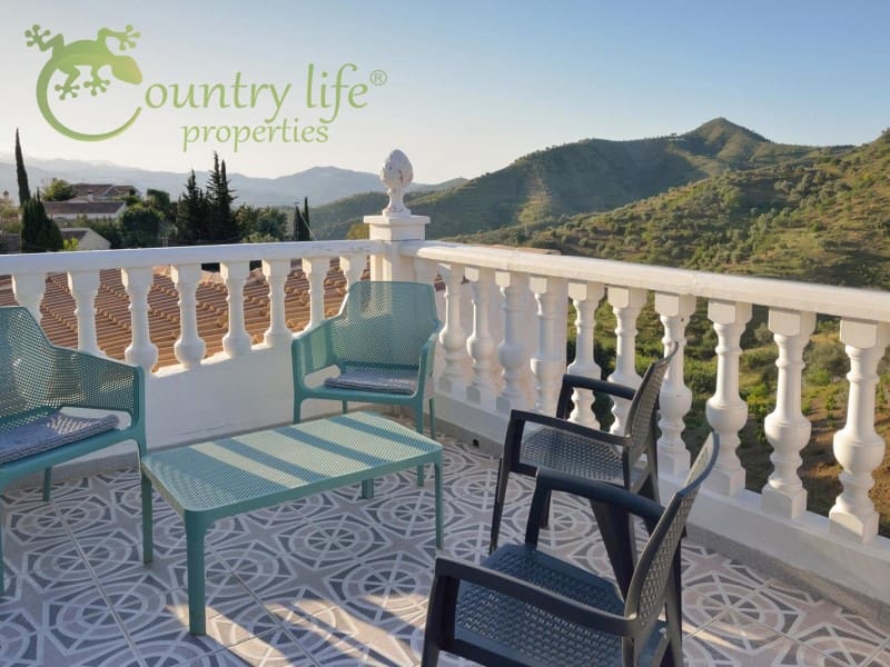 6 soveværelse Villa til salg i Vinuela - € 349.000 (Ref: 7098038)