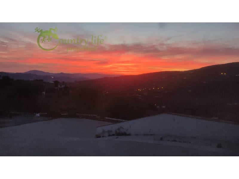 3 soveværelse Villa til salg i Alcaucin - € 395.000 (Ref: 7536728)