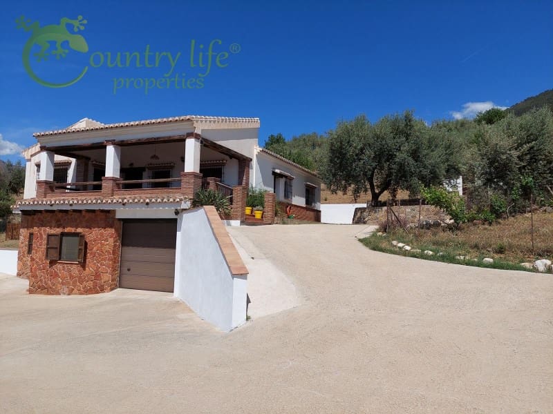 3 soveværelse Villa til salg i Alcaucin - € 395.000 (Ref: 7536728)