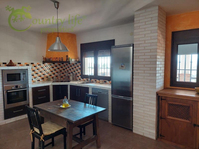 3 soveværelse Villa til salg i Alcaucin - € 395.000 (Ref: 7536728)