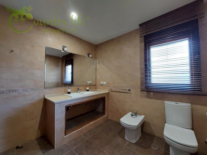 3 soveværelse Villa til salg i Alcaucin - € 395.000 (Ref: 7536728)