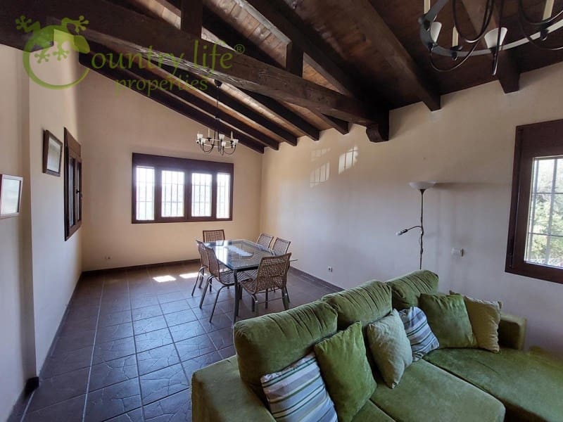 3 soveværelse Villa til salg i Alcaucin - € 395.000 (Ref: 7536728)