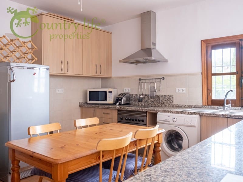 5 soverom Villa til salgs i Alcaucin - € 475 000 (Ref: 7603709)