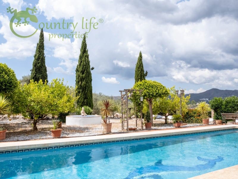 5 soverom Villa til salgs i Alcaucin - € 475 000 (Ref: 7603709)