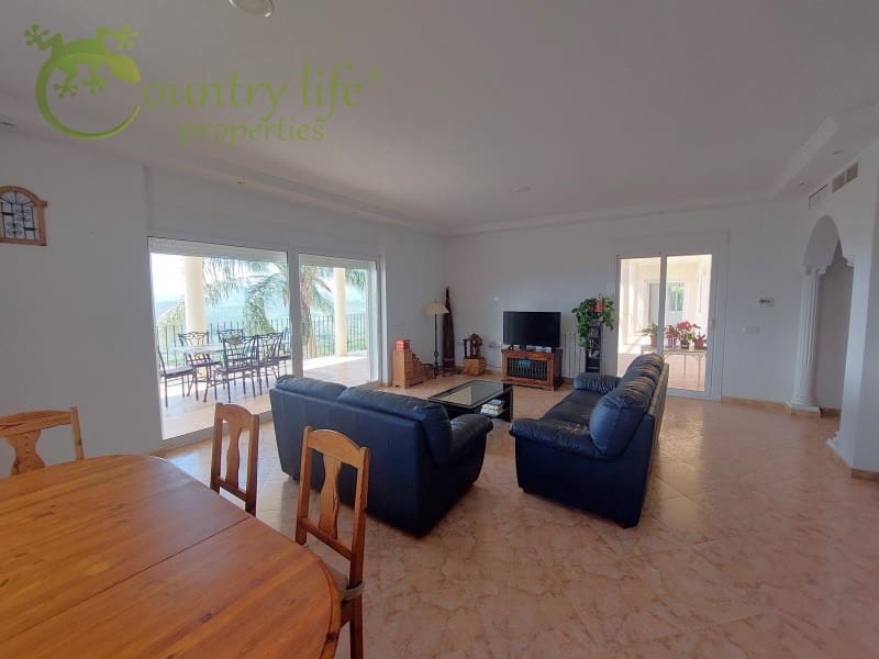 4 soverom Villa til salgs i Periana - € 699 000 (Ref: 8239005)