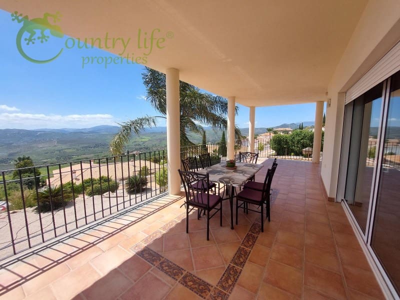 4 soverom Villa til salgs i Periana - € 699 000 (Ref: 8239005)