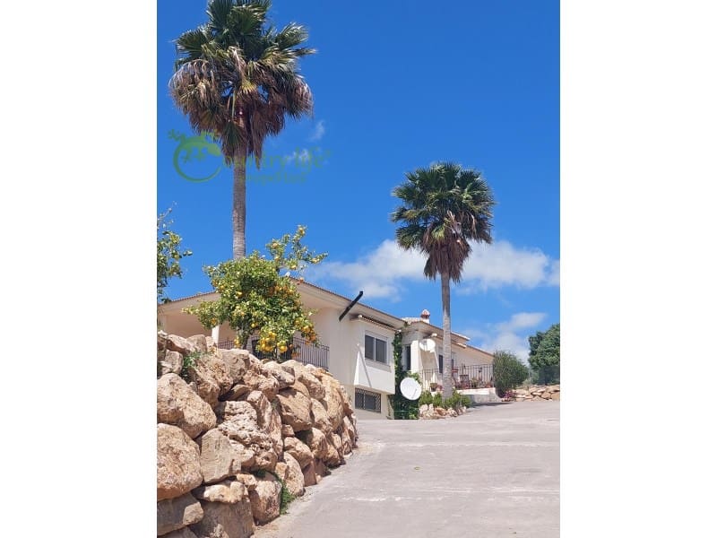 4 soverom Villa til salgs i Periana - € 699 000 (Ref: 8239005)