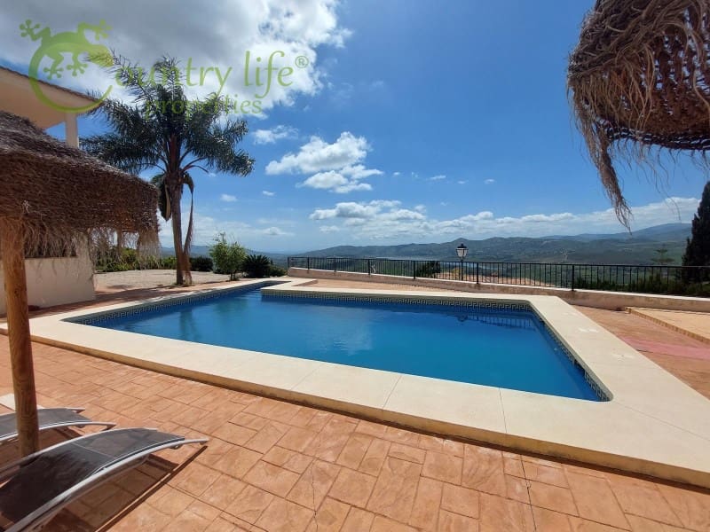 4 soverom Villa til salgs i Periana - € 699 000 (Ref: 8239005)