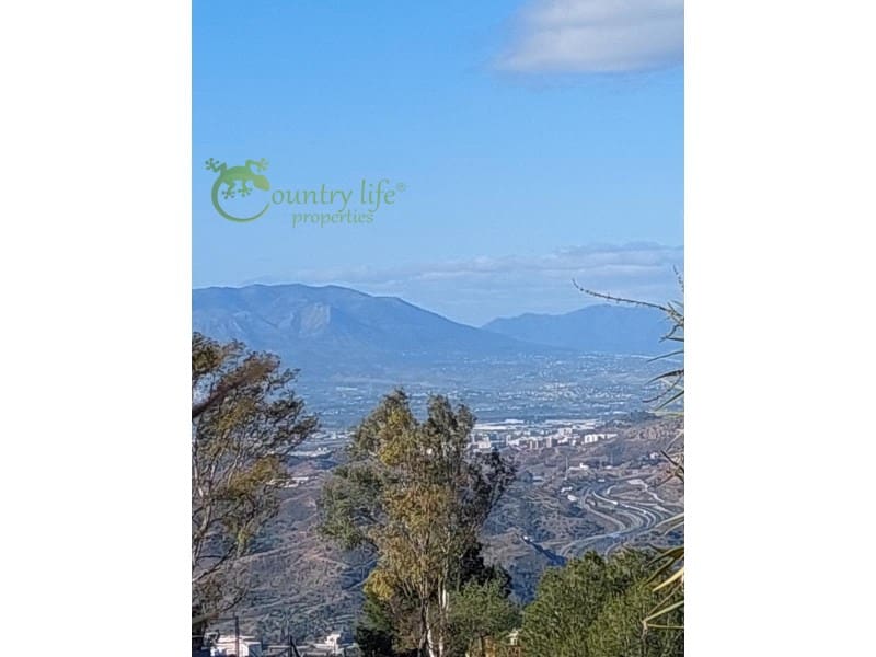 3 soveværelse Finca/Landehus til salg i Malaga by - € 890.000 (Ref: 8244264)