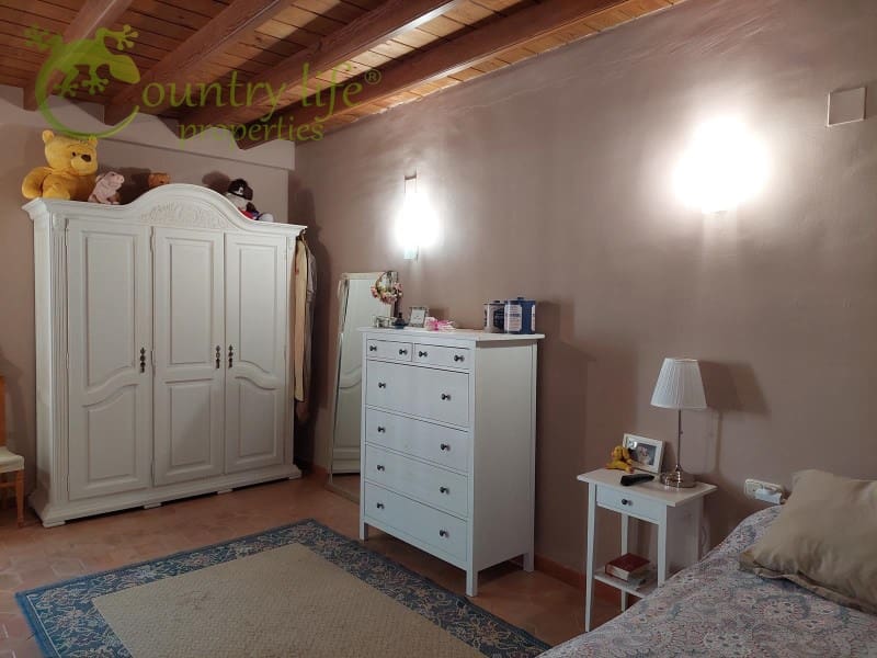 3 soveværelse Finca/Landehus til salg i Malaga by - € 890.000 (Ref: 8244264)