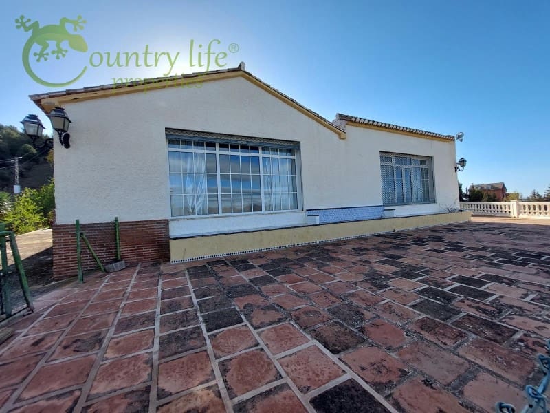 3 soveværelse Finca/Landehus til salg i Malaga by - € 890.000 (Ref: 8244264)