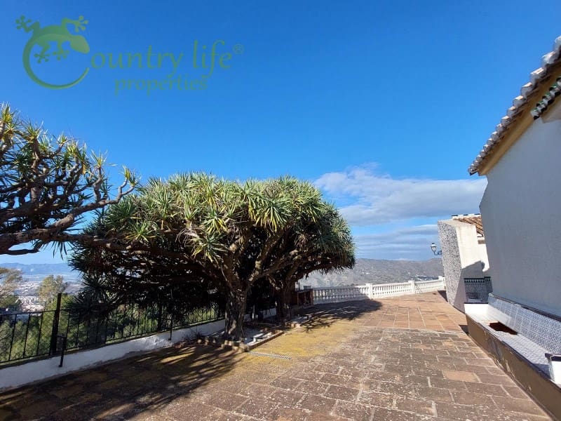 3 soveværelse Finca/Landehus til salg i Malaga by - € 890.000 (Ref: 8244264)