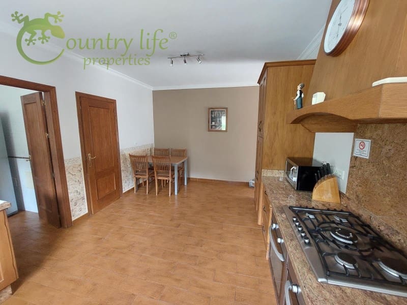 4 slaapkamer Villa te koop in Vinuela - € 625.000 (Ref: 8295633)