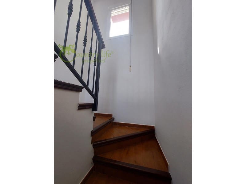 4 slaapkamer Villa te koop in Vinuela - € 625.000 (Ref: 8295633)