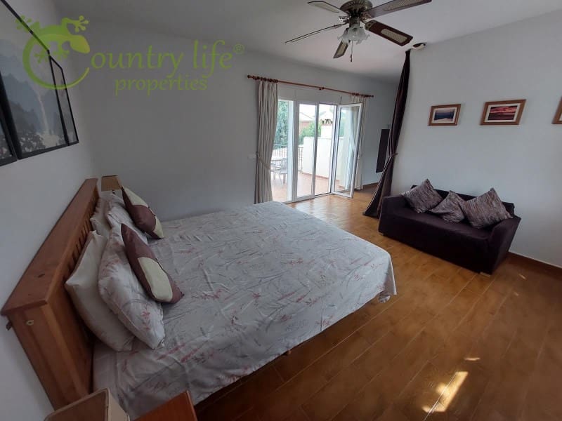 4 slaapkamer Villa te koop in Vinuela - € 625.000 (Ref: 8295633)