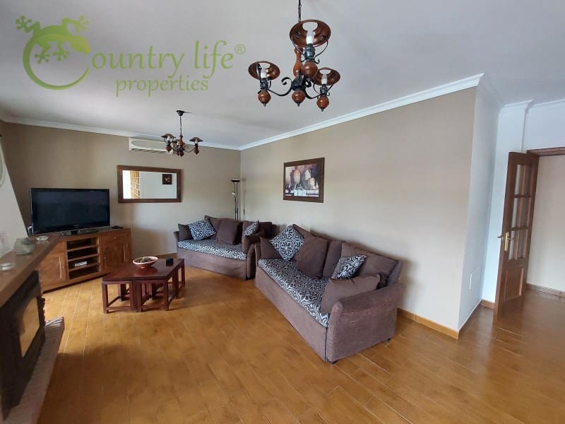 4 slaapkamer Villa te koop in Vinuela - € 625.000 (Ref: 8295633)