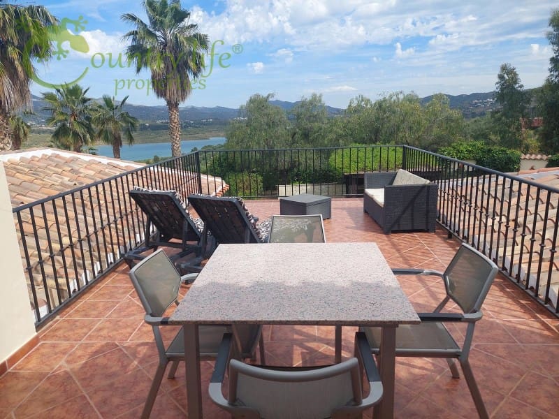 4 slaapkamer Villa te koop in Vinuela - € 625.000 (Ref: 8295633)