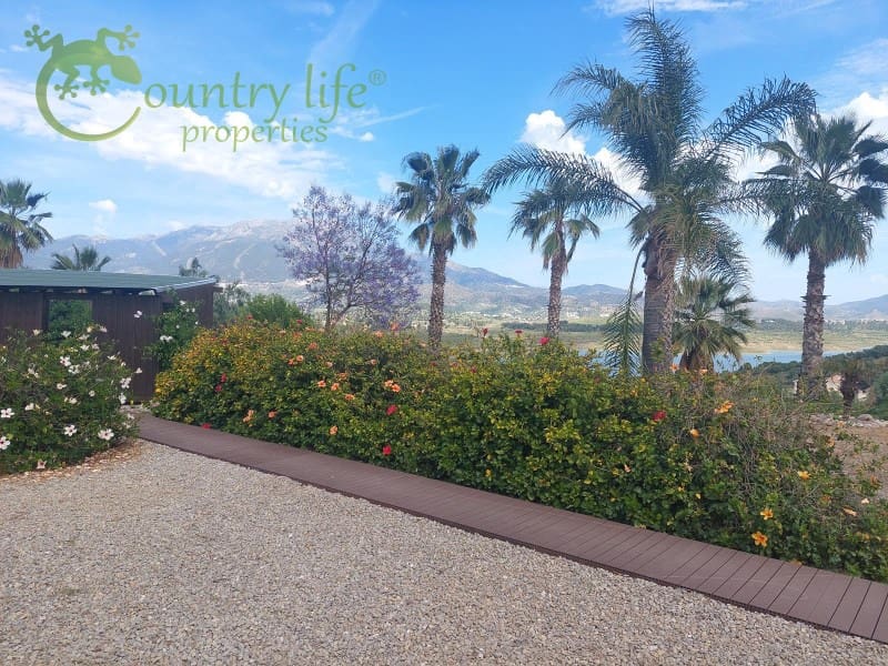 4 slaapkamer Villa te koop in Vinuela - € 625.000 (Ref: 8295633)