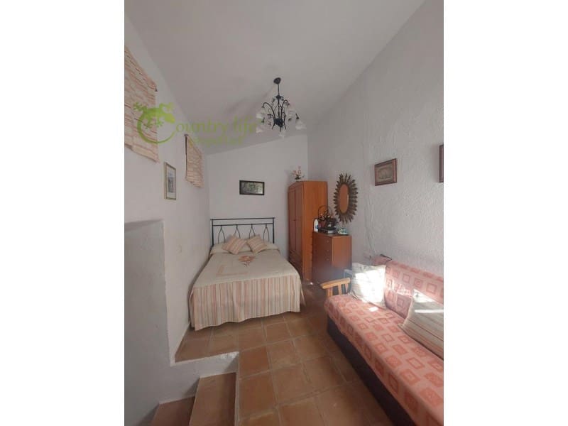 2 bedroom Finca/Country House for sale in Periana € 124,500 (Ref 8345319)