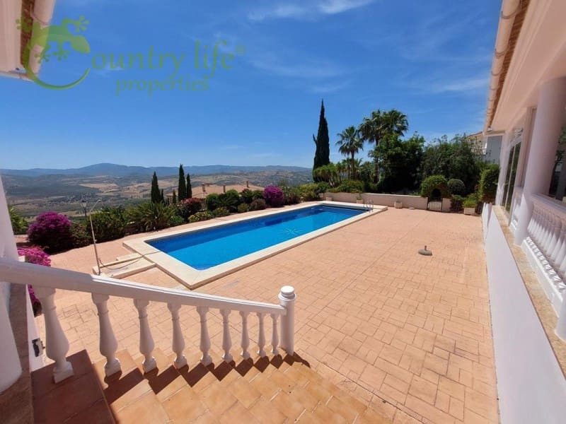 4 soverom Villa til salgs i Periana - € 649 000 (Ref: 8387310)