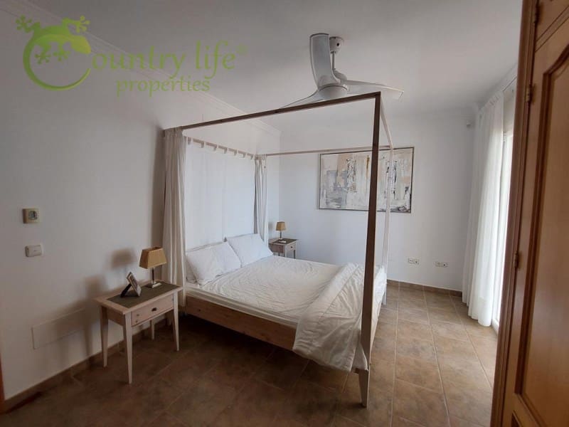 4 soverom Villa til salgs i Periana - € 649 000 (Ref: 8387310)