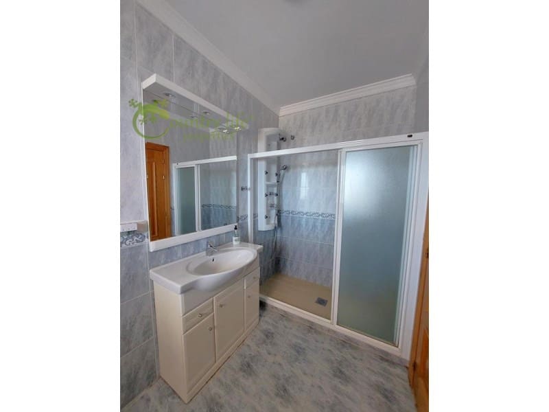 4 soverom Villa til salgs i Periana - € 649 000 (Ref: 8387310)