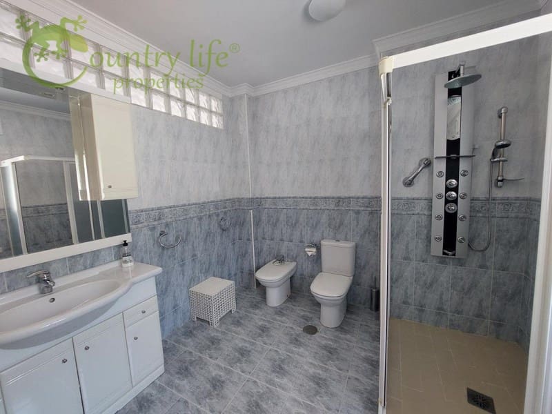 4 soverom Villa til salgs i Periana - € 649 000 (Ref: 8387310)