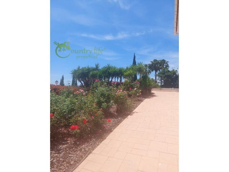 4 soverom Villa til salgs i Periana - € 649 000 (Ref: 8387310)