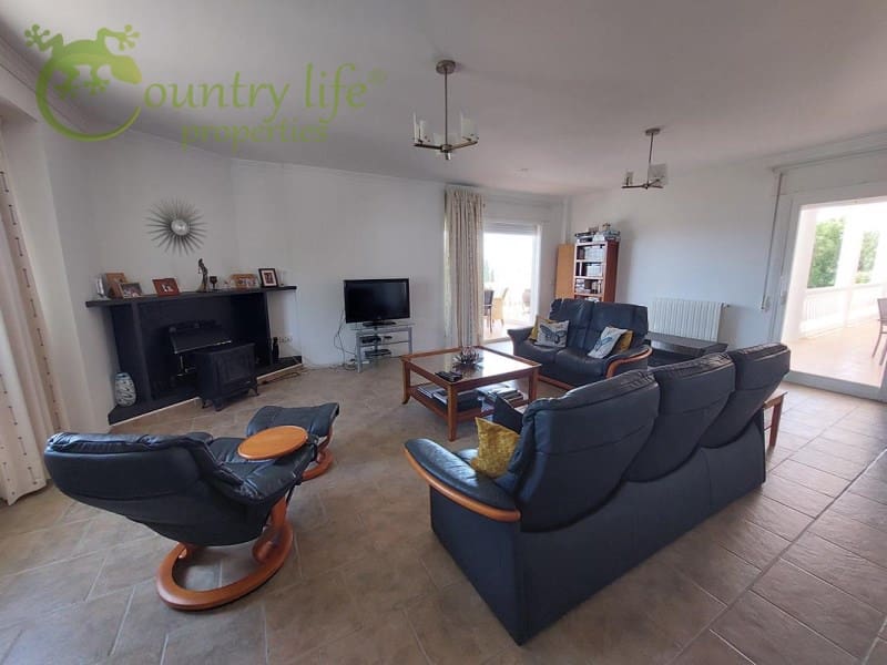 4 soverom Villa til salgs i Periana - € 649 000 (Ref: 8387310)