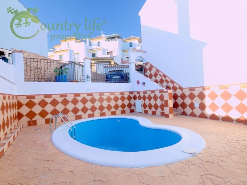 3 soverom Kjedet enebolig til salgs i Torre del Mar - € 430 000 (Ref: 8487852)