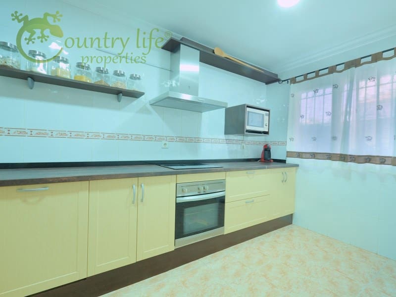 3 soverom Kjedet enebolig til salgs i Torre del Mar - € 430 000 (Ref: 8487852)