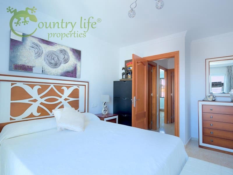 3 soverom Kjedet enebolig til salgs i Torre del Mar - € 430 000 (Ref: 8487852)