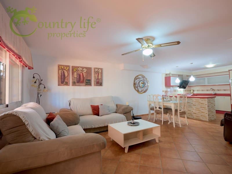 3 soverom Kjedet enebolig til salgs i Torre del Mar - € 430 000 (Ref: 8487852)