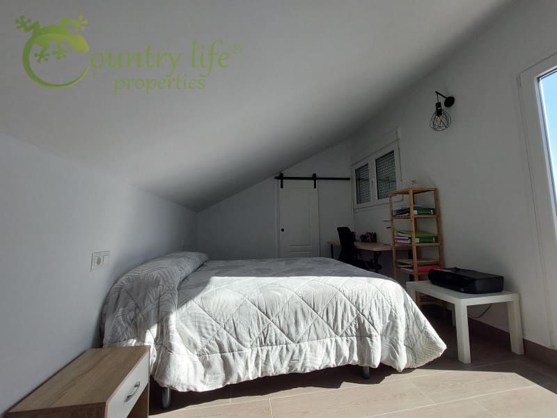 3 soveværelse Byhus til salg i Periana - € 194.500 (Ref: 8545072)