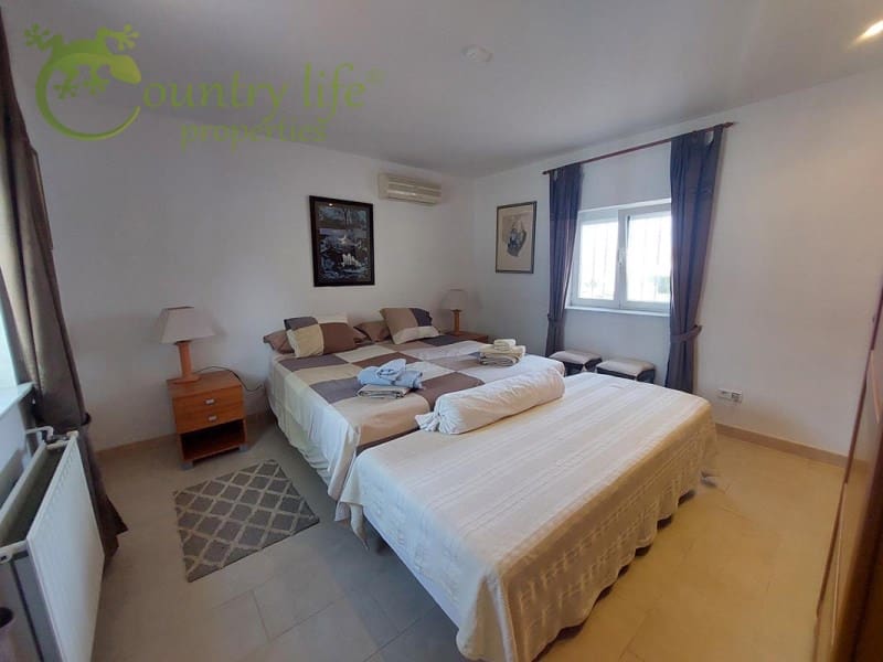 3 slaapkamer Villa te koop in Vinuela - € 590.000 (Ref: 8565419)