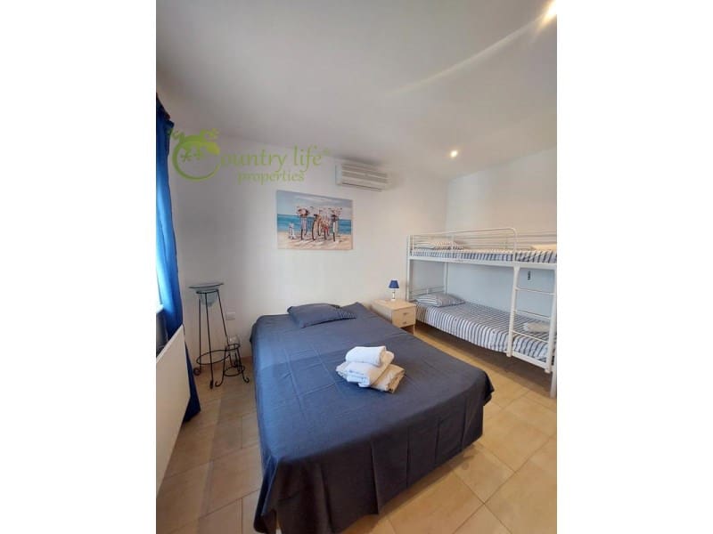 3 slaapkamer Villa te koop in Vinuela - € 590.000 (Ref: 8565419)