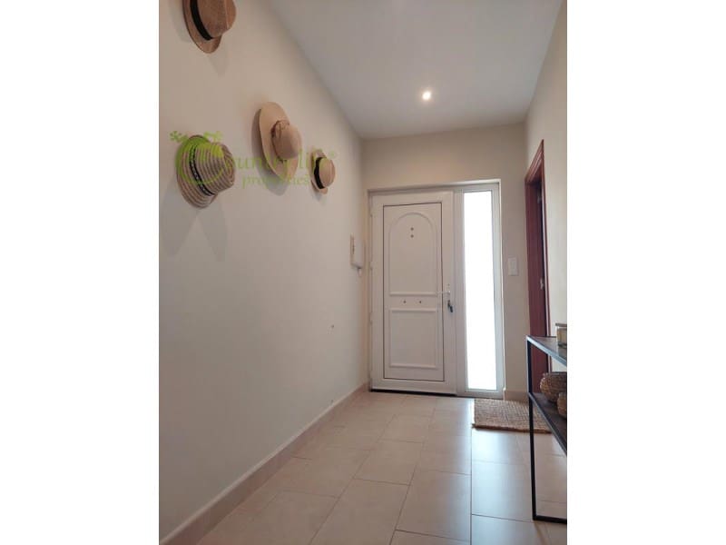 3 slaapkamer Villa te koop in Vinuela - € 590.000 (Ref: 8565419)