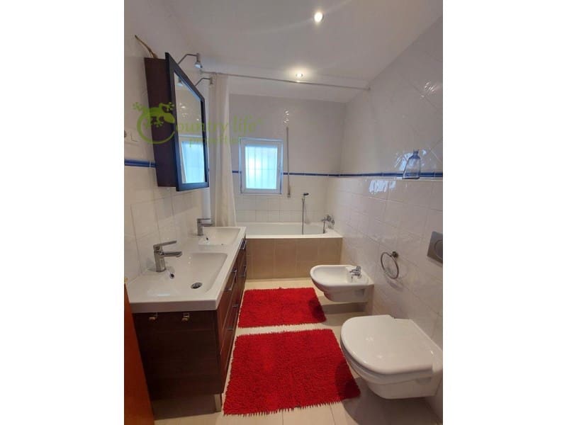 3 slaapkamer Villa te koop in Vinuela - € 590.000 (Ref: 8565419)