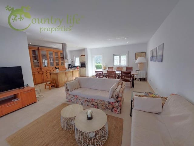 3 slaapkamer Villa te koop in Viñuela - € 590.000 (Ref: 8565419)