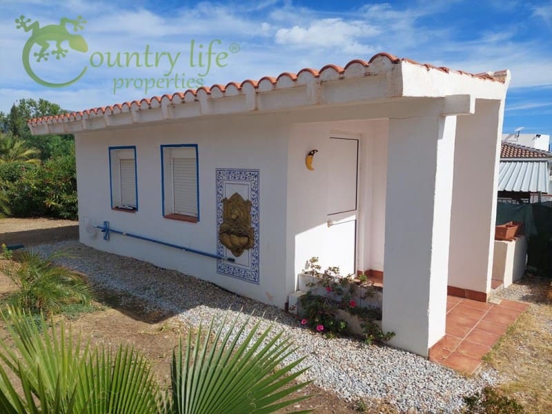 3 slaapkamer Villa te koop in Vinuela - € 590.000 (Ref: 8565419)